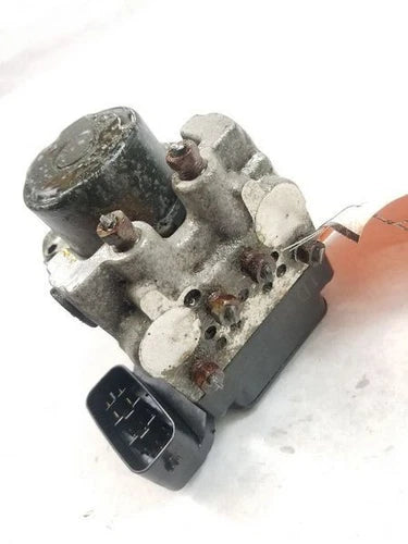 01-03 Toyota Highlander ABS Anti-Lock Brake Pump Assembly Without Skid Control toyota